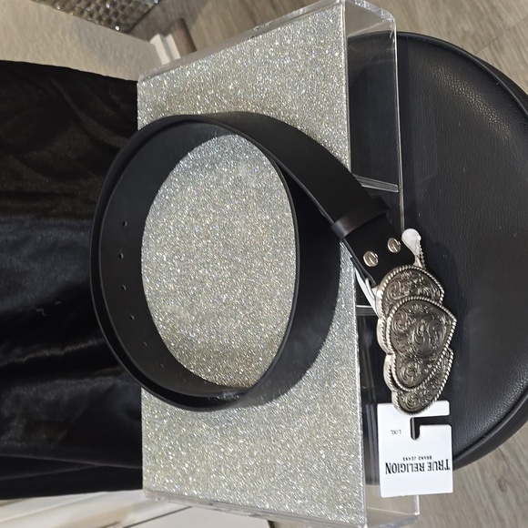 True Religion Ornate Silver Triple Heart Buckle Belt main image 6